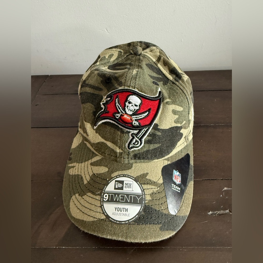 New Era Tampa Bay Buccaneers Camo 9TWENTY Youth Adjustable Hat NFL